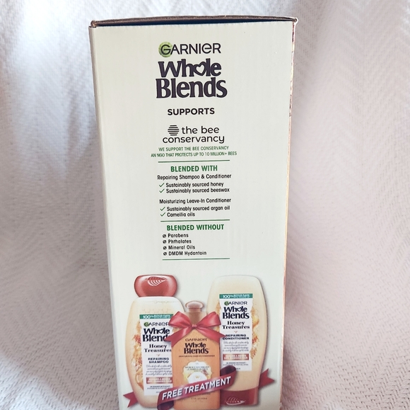 Whole Blends Honey Treasures • 3 PC Shampoo, Conditioner, Leave-In Conditioner! - Picture 3 of 4